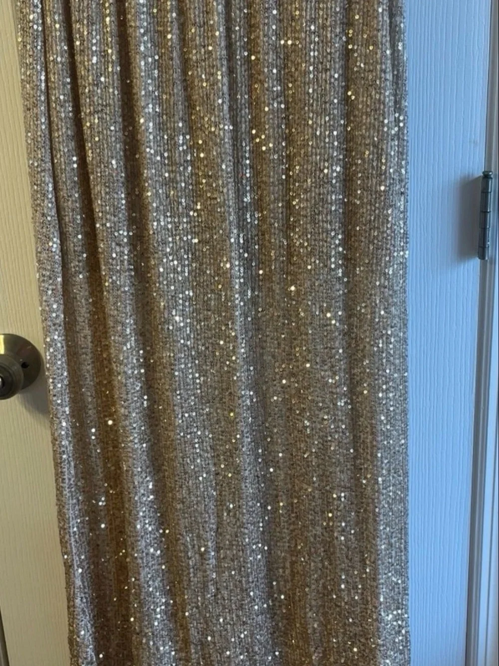 Gorgeous Gold floor length sequined skirr partially lined, slightly stretch! XL